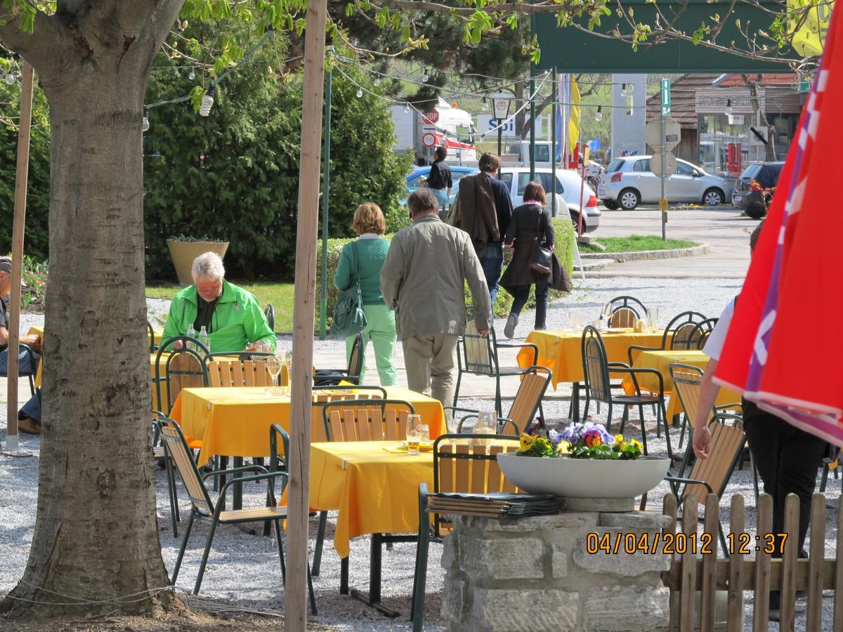Hotel-Restaurant Wachauerhof Spitz an der Donau Exterior foto
